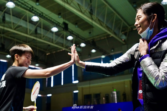 全锦赛女团决赛回顾 w640slw.jpg