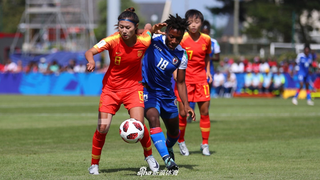 沈梦雨在比赛中