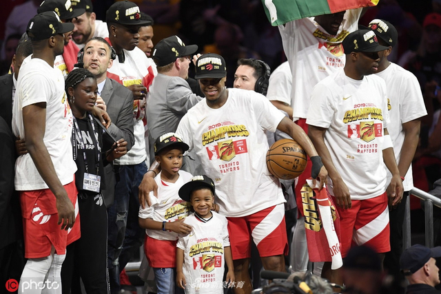 猛龙在客场夺冠