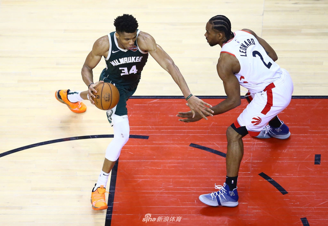 字母哥12分23篮板