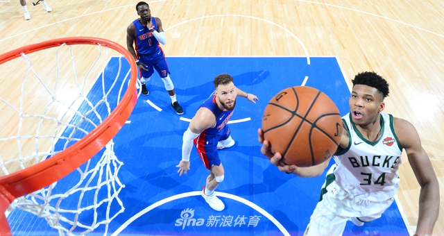 [NBA季后赛]雄鹿127-104活塞