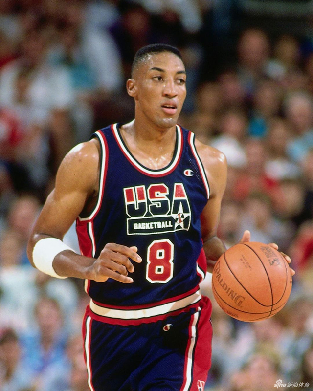 9           斯科蒂-皮蓬在公牛队时期的各种球衣回顾,哪一款是你