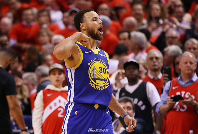 库里全场砍下31分