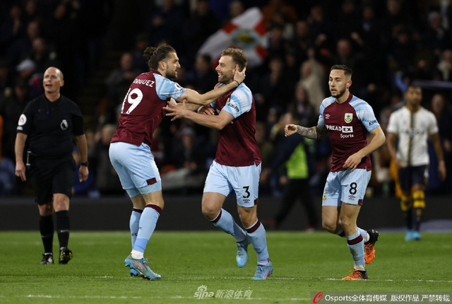 伯恩利对决埃弗顿