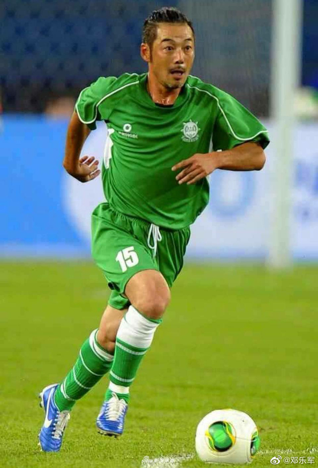 老国安邓乐军发旧照忆往昔