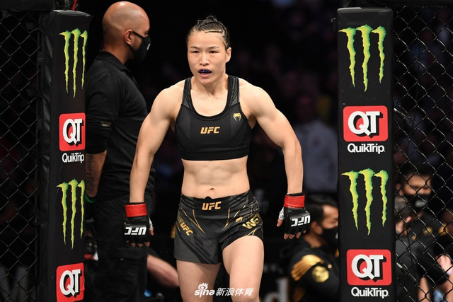 [UFC]张伟丽1分18秒遭对手KO 未能卫冕金腰带
