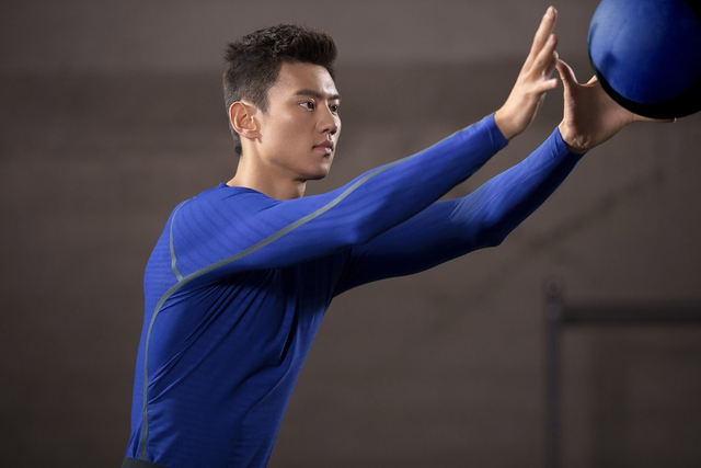 李润铭在北京世贸天阶的oxygym奥美氧舱运动中心出席赞助商的品牌活动