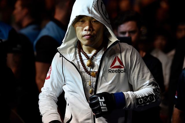 李景亮对决马修斯精彩集锦