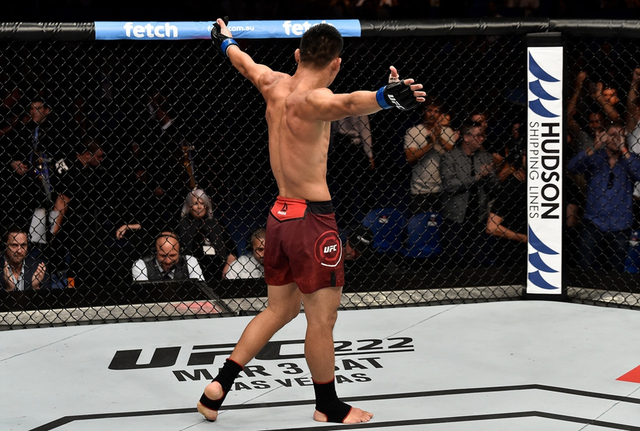 李景亮对决马修斯精彩集锦 