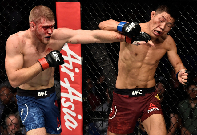 李景亮对决马修斯精彩集锦 