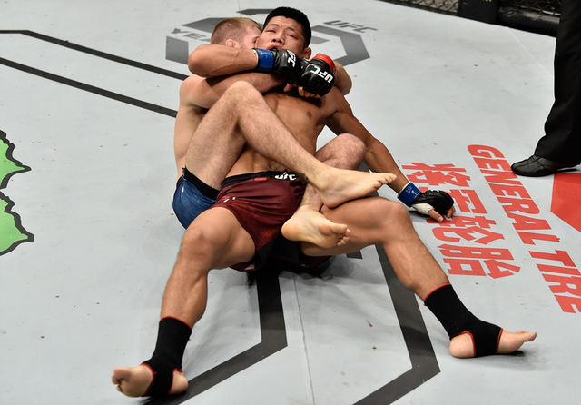 李景亮对决马修斯精彩集锦