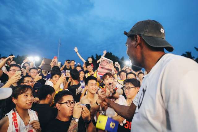 杜小帅在广州!杜兰特中国行精彩瞬间