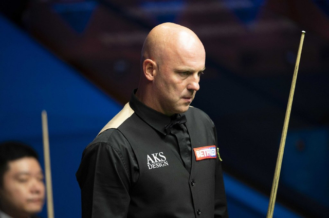 世锦赛丁俊晖5-4领先马克-金