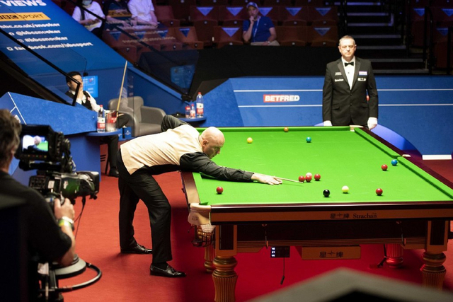 世锦赛丁俊晖5-4领先马克-金