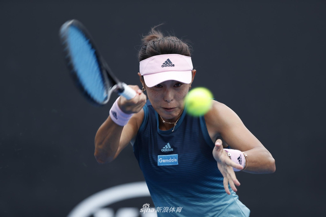 新浪直击王蔷首进澳网女单32强