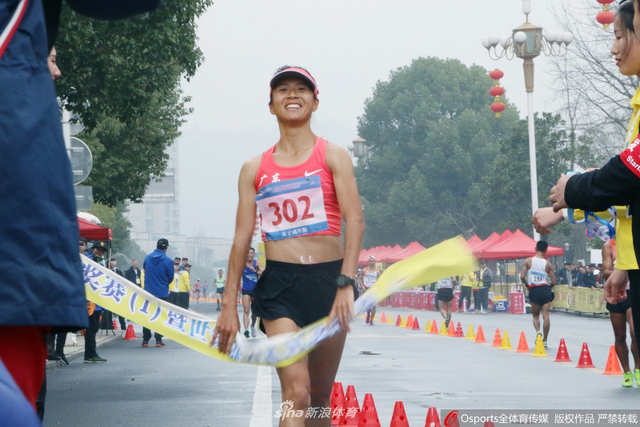 奥运冠军刘虹破50公里世界纪录