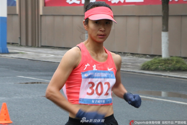 奥运冠军刘虹破50公里世界纪录