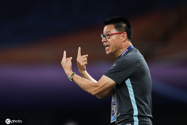 吴金贵场边指挥