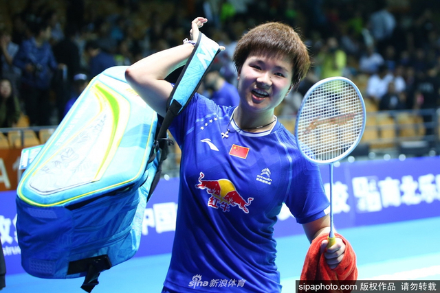 何冰娇开心晋级