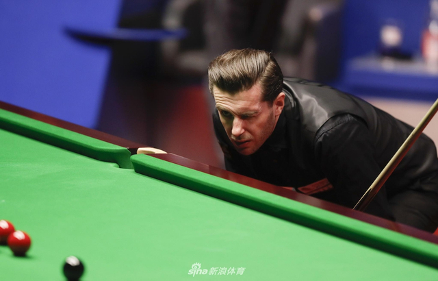 塞尔比观察球路