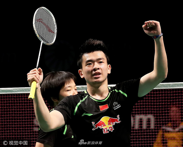 郑思维开心庆祝