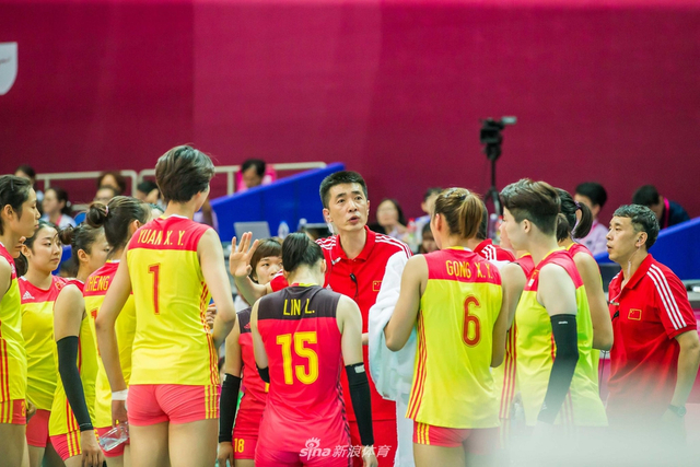 安家杰指导队员