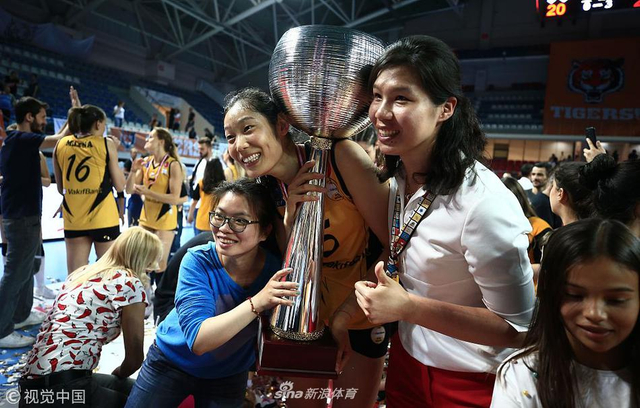 朱婷感受冠军滋味