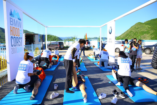 宝马补寄拉伸区域