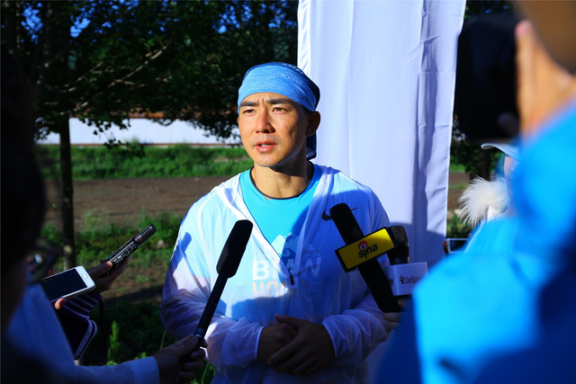 知名歌手、演员刘畊宏接受媒体采访