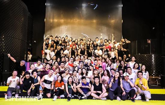 ▲ 超级猩猩五周年线下活动‘上海猩友大牌档’