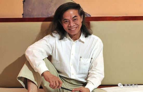  菲菲的师傅，台湾知名漫画家蔡志忠老师