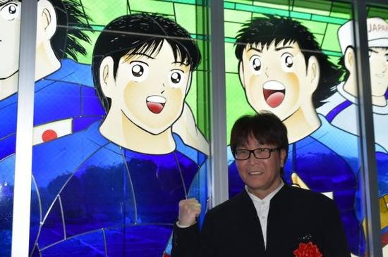 原作者高桥阳一。