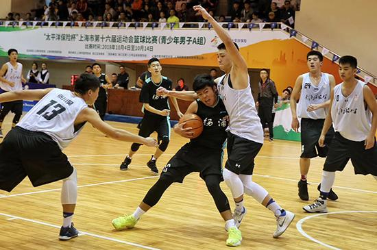 上海市运会青少年男子篮球A组决赛落幕