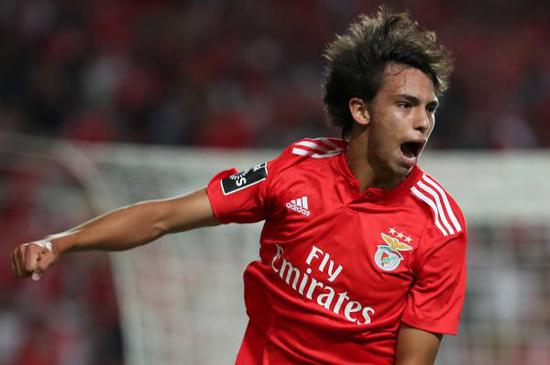 葡萄牙新星菲利克斯1.26亿欧元加盟马竞。