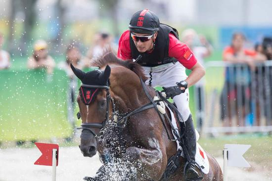 国际马术联合会 摄