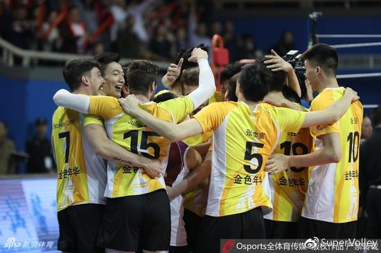 &nbsp; &nbsp;&nbsp;“跟上海队存在一些差距”