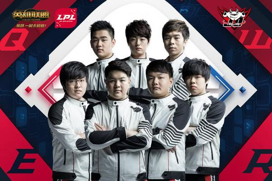 图4：在新人中单Yagao的带领下，JDG本赛季首入季后赛