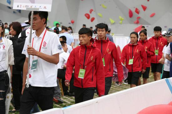 升级观赛体验，全民观赛乐享攀岩