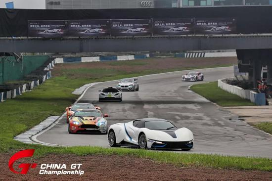 ARCFOX-7为GT4组超跑领航