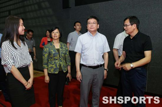 7月18日下午，陈群副市长赴浦东新区调研体育工作。