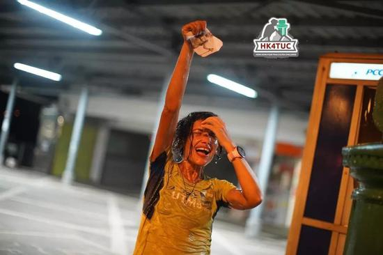 Habiba Benahmed（法国）