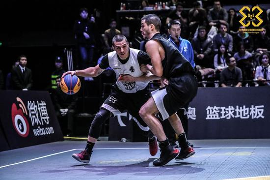 世界排名第十五位的依纳诺莫队不远万里参加本次比赛