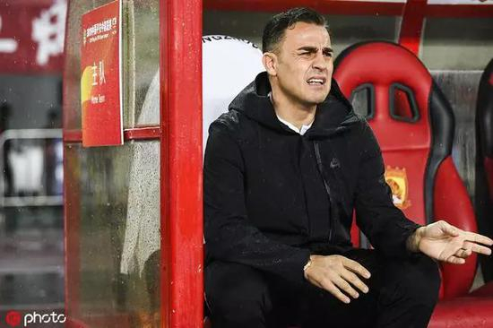 预测双方首发阵容：