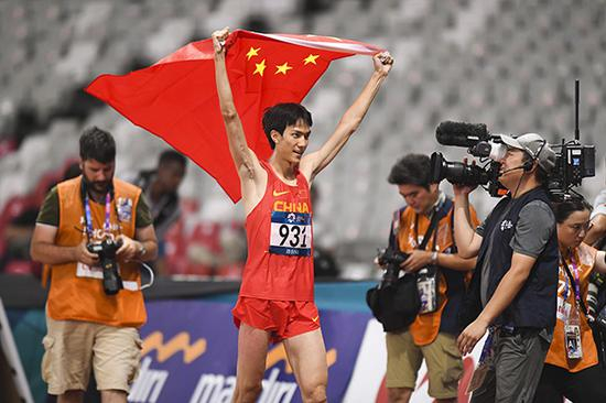 2018年8月27日，印尼雅加达，2018雅加达亚运会男子跳高决赛，王宇夺金。