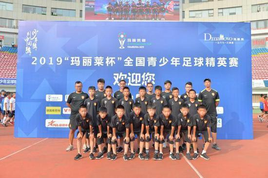大连星辉宏弛足球俱乐部