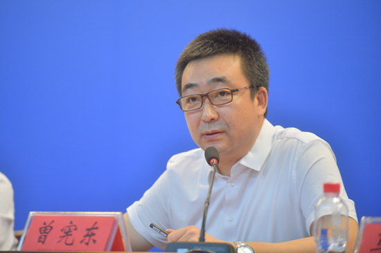 卫健委副主任曾宪东