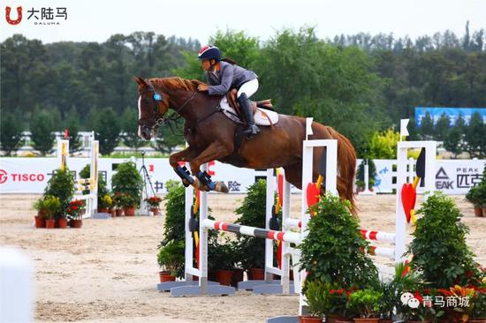 二青会赛场上的银牌得主崔皓涵