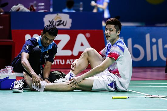 石宇奇此前脚踝韧带受伤