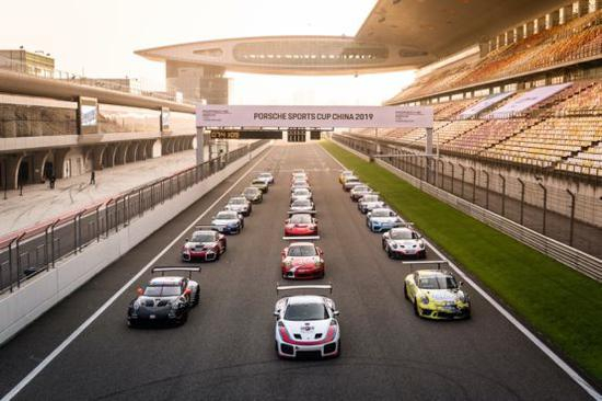 第二届保时捷尽享跑车日暨首届中国保时捷运动杯在上海国际赛车场盛大举行