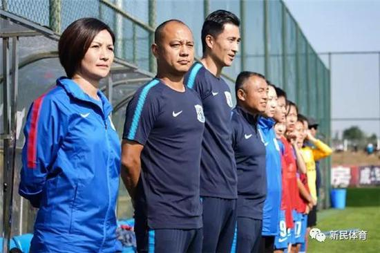 教练团队 官方图